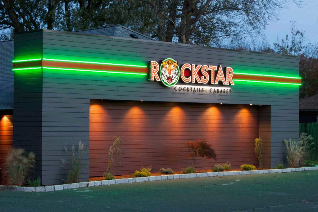 BUILDING SIGNS 12 Rockstar